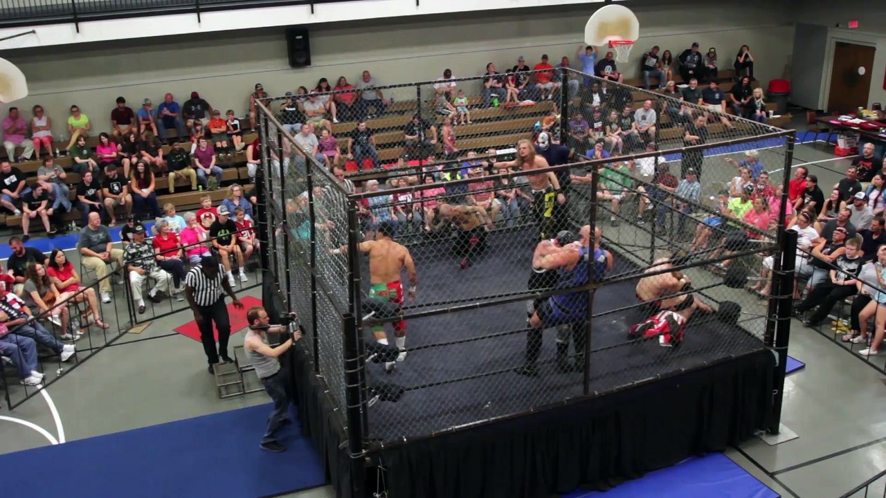 Wrestling - GCW Global Warfare 2016 Cage Match