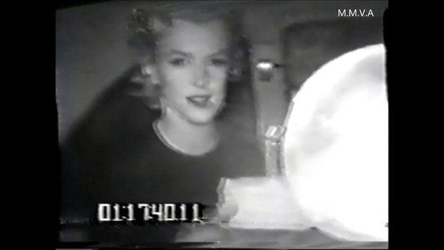 Marilyn Monroe L.A Airport With Birthday Cake 1956 [Original Footage]