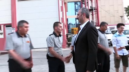 Adalet Bakanı Gül, yangında görev alan itfaiye ve sağlık çalışanlarını ziyaret etti - GAZİANTEP