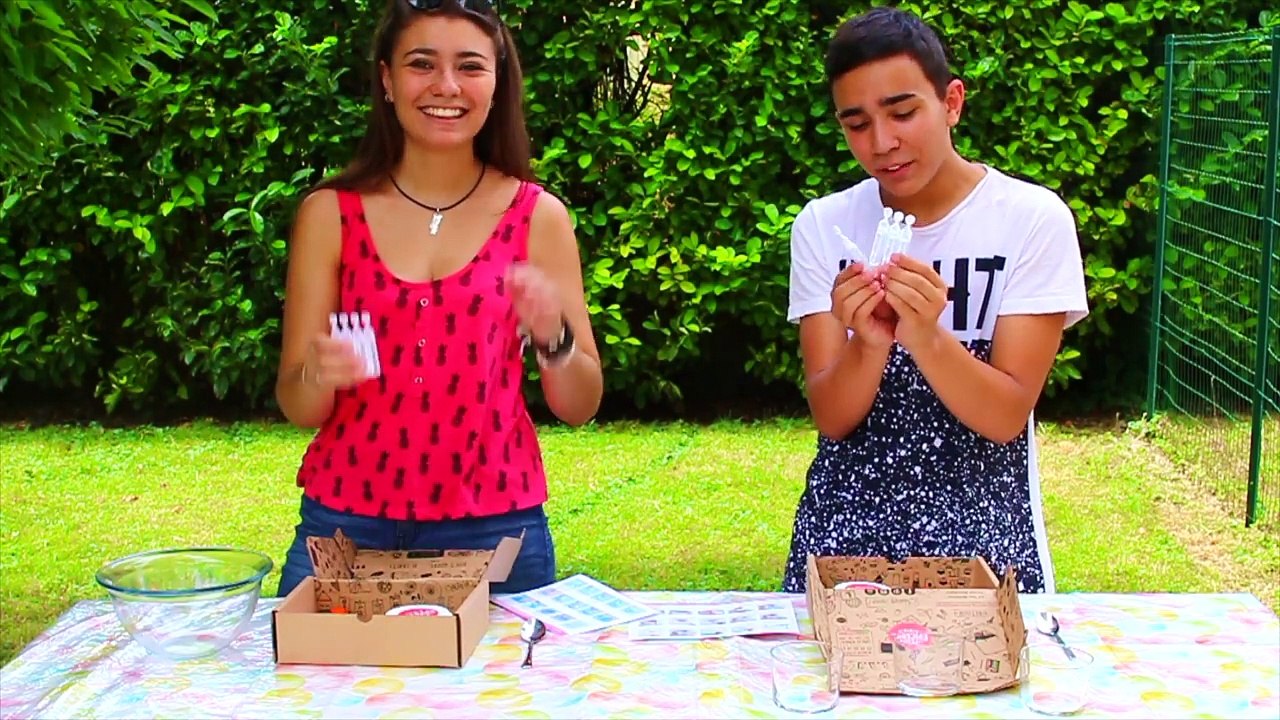 ON TESTE DES KITS DE SLIME !!! JustJonathan