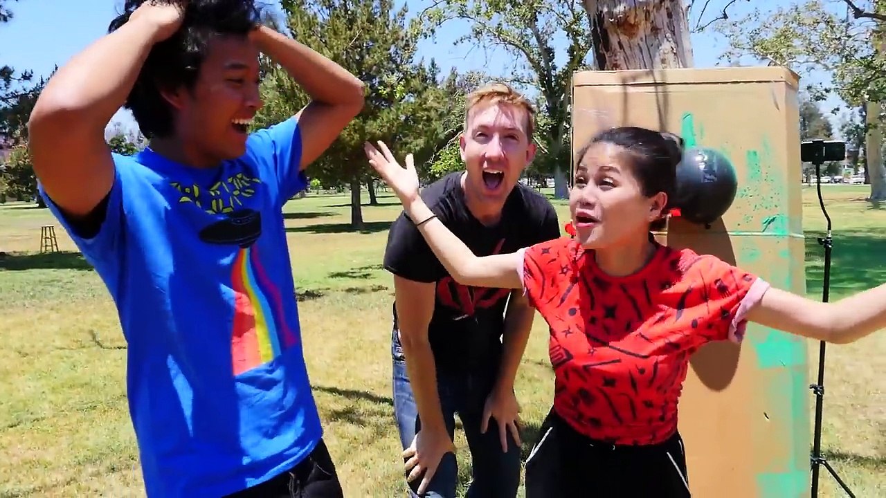 DON'T HACK MY YOUTUBE! (Do Not Smash the Wrong Water Balloon with Ninja Weapons Challenge)