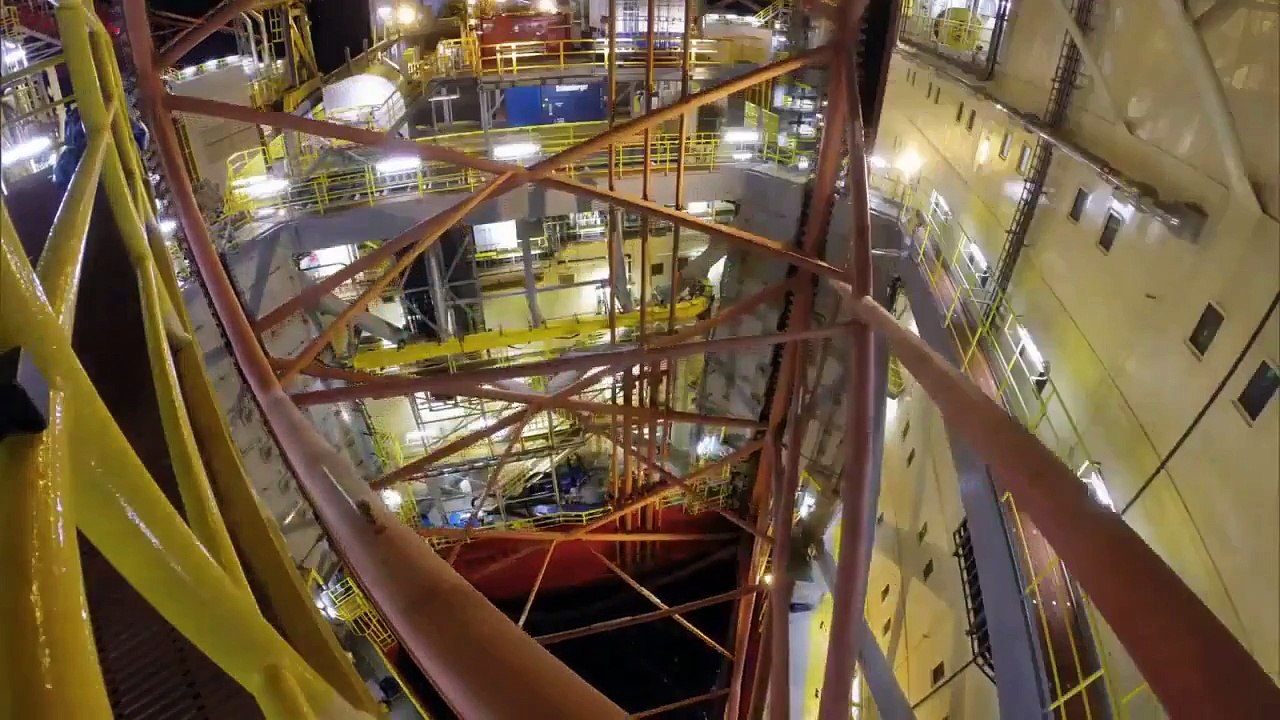 Inside highest Platform - Maersk Interceptor -