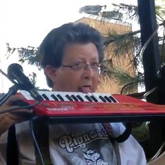 Perry Kurtz on Old People Doing Things (oldppldoingthings)  Instagram photos and videos