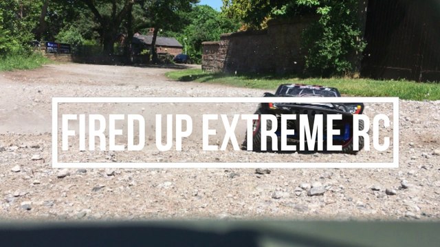 Traxxas Slash 4x4 Dirt Track Run