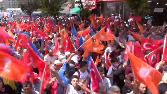 Başbakan Yıldırım: Bu Seçim Yapım Ekibi ile Yıkım Ekibi Arasında Geçecek - Başbakan Yıldırım...