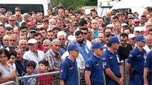 İzmir şehidini yalnız bırakmadı... Şırnak şehidi son yolculuğuna gözyaşlarıyla uğurlandı