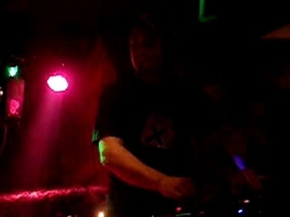 Alex'l aka Lowkey-GOOG PARTY @club armstrong opera night 4