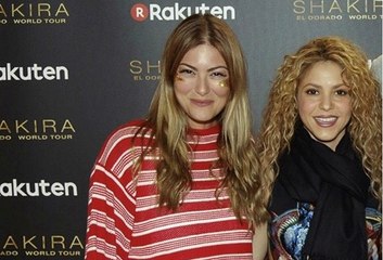 Shakira' s Concert in Paris (8)