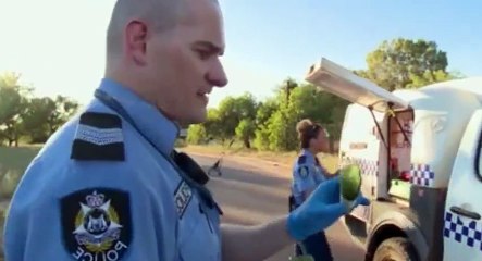 Garda Down Under S01  E01 S 1, E 1