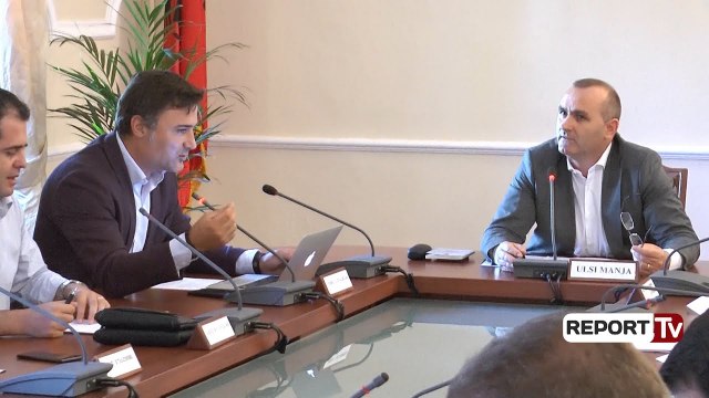 Report Tv - Debati mes Alibeajt dhe Manjes për çështjen Xhafaj në Komisionin e Ligjeve