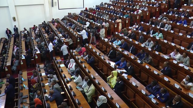 Etiyopya Başbakanı Ahmed parlamentoda milletvekillerine hitap etti - ADDİS ABABA