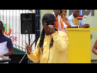 DJ AWADI sur la RTI au village du Mondial