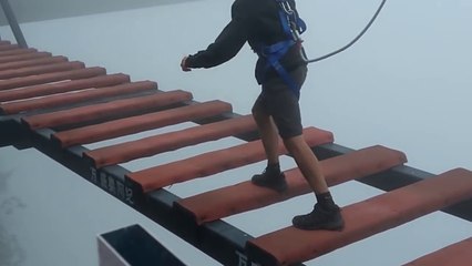 10 SCARIEST ATTRACTIONS IN THE WORLD