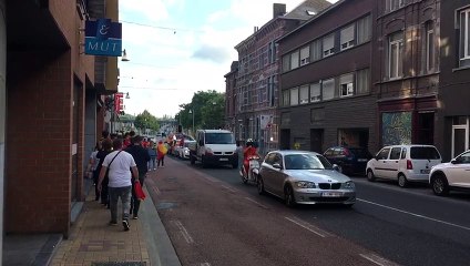 Scènes de fête place de la Digue à Charleroi!
