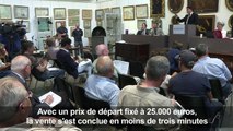 Un bicorne de Napoléon, ramassé à Waterloo, adjugé 350.000 euros