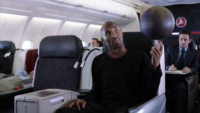 Turkish Airlines Kobe vs Messi - Legends on Board