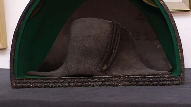 350 тысяч евро за треуголку Наполеона