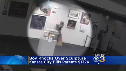 Un enfant fait tomber et brise une sculpture à $132,000 dans un musée de Kansas City
