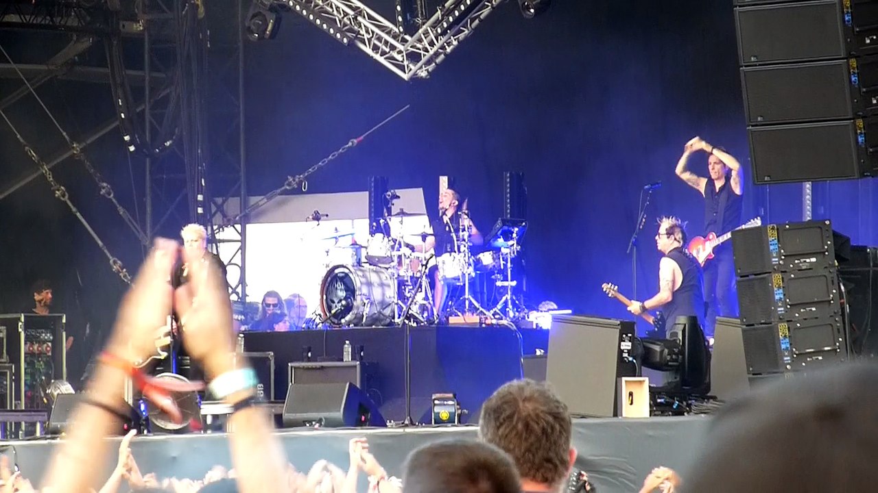 The Offspring - Why don't you get a job @Download Festival FR 18