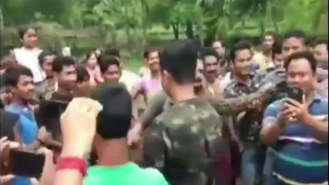 Python selfie puts Indian forest ranger in tight spot