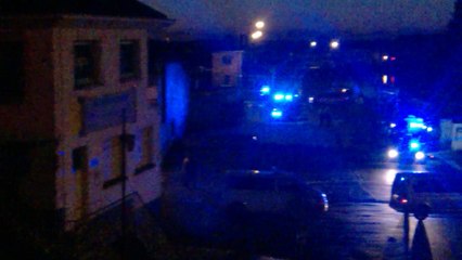 Tournai: une voiture s'embrase sur les quais, avec son conducteur à l'intérieur