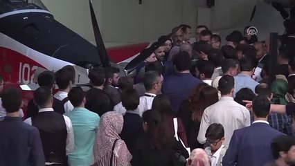 Erdoğan Atak Helikopteri Üretim Hattını Gençlerle Gezdi