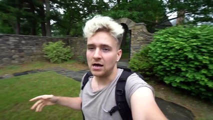 Abandoned All Girls Boarding School Inside Mansion!!