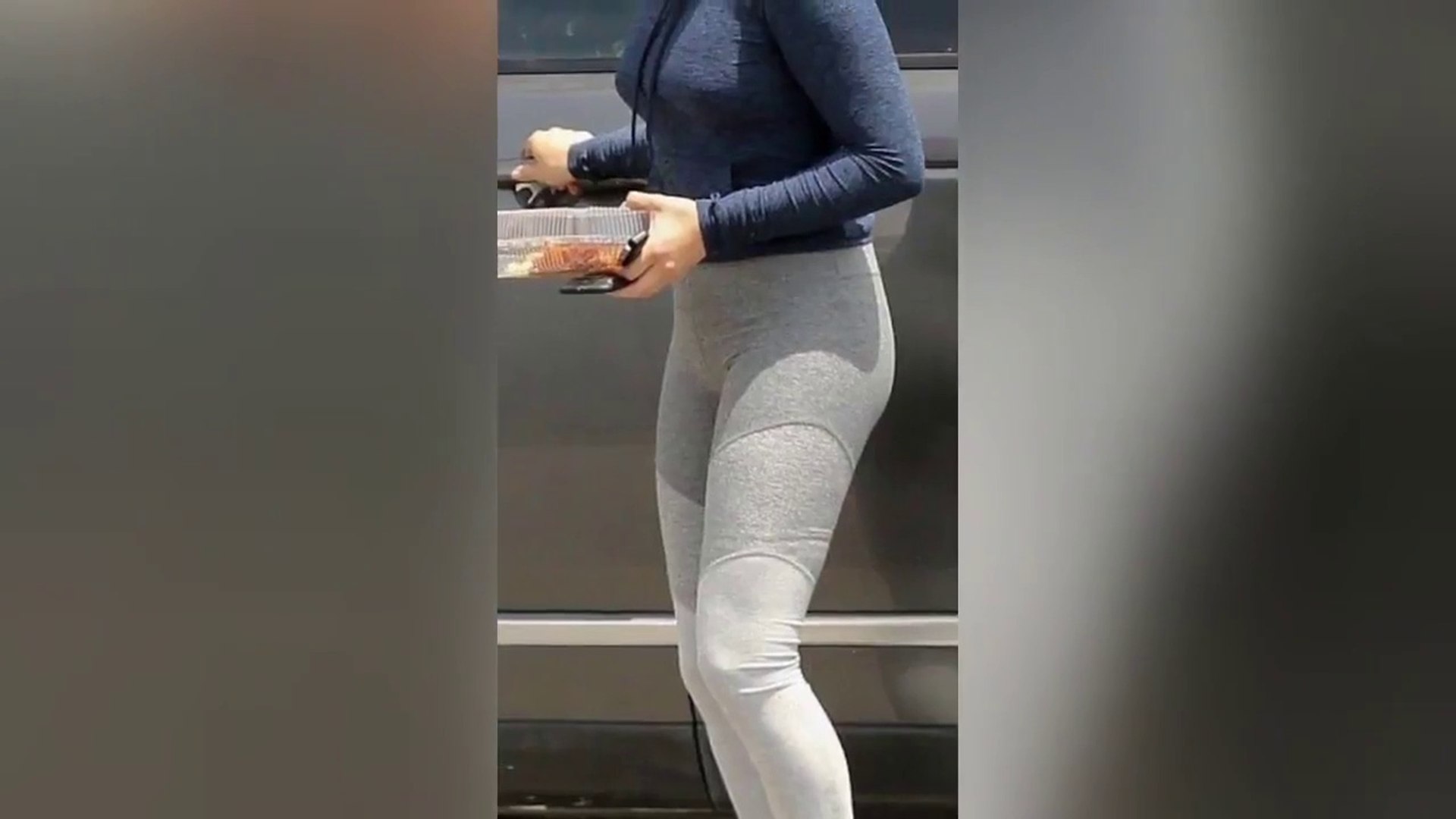 Chloe Grace Moretz leggings Best Hot snaps ever Cool MORETZ NICE ASS IN -  video Dailymotion