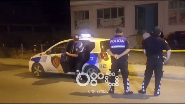 Ora News - Shkodër, hidhet në erë makina e policit