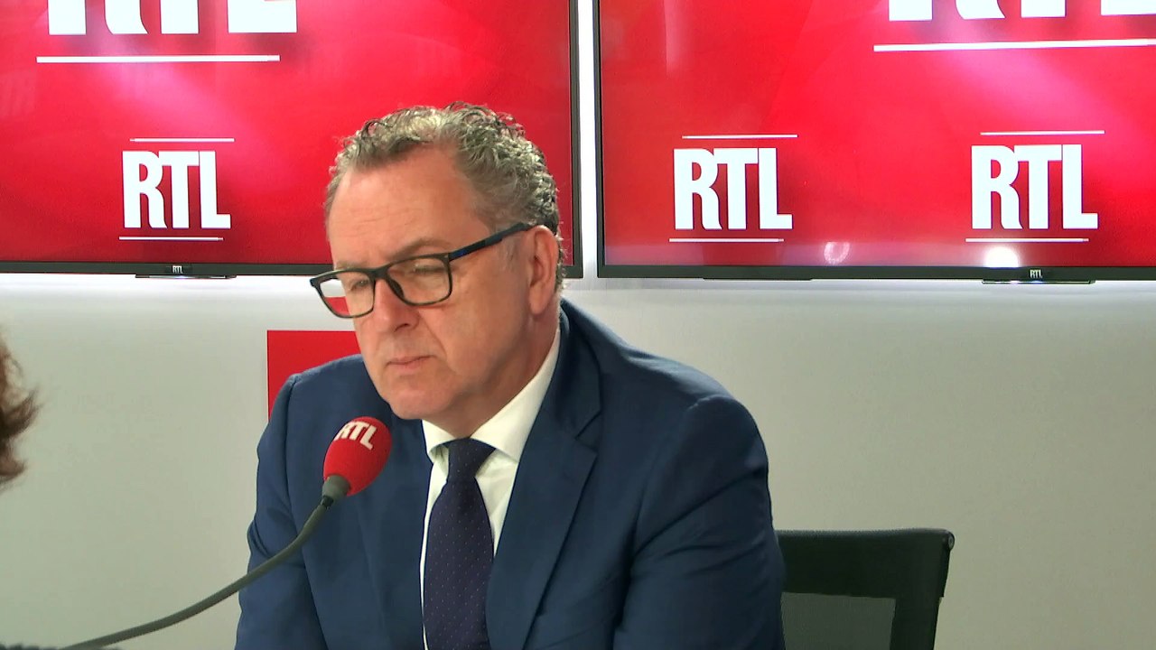 Richard Ferrand : à REM, "on parle, chez Wauquiez, on vire"