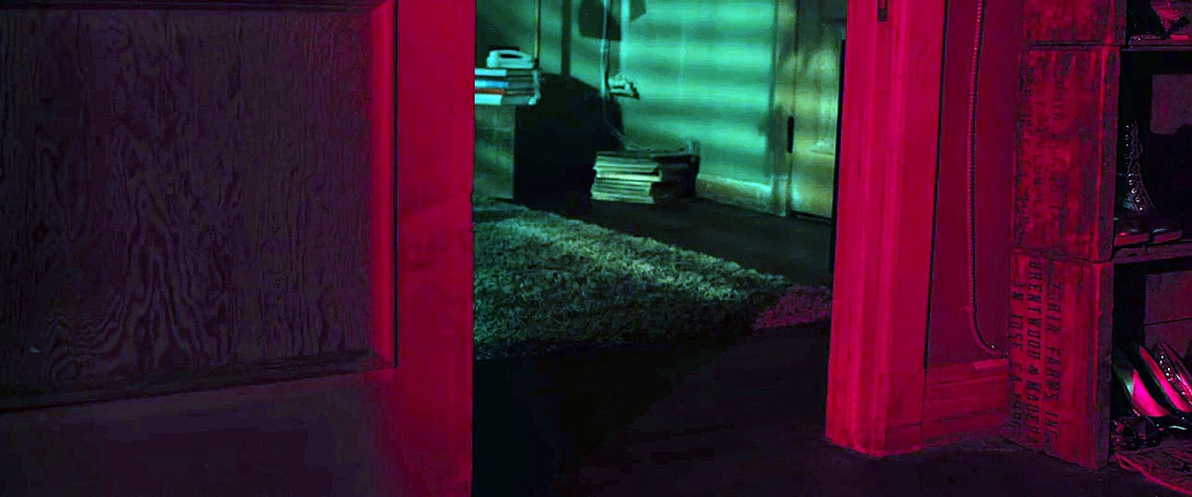 Dans le noir - Extrait