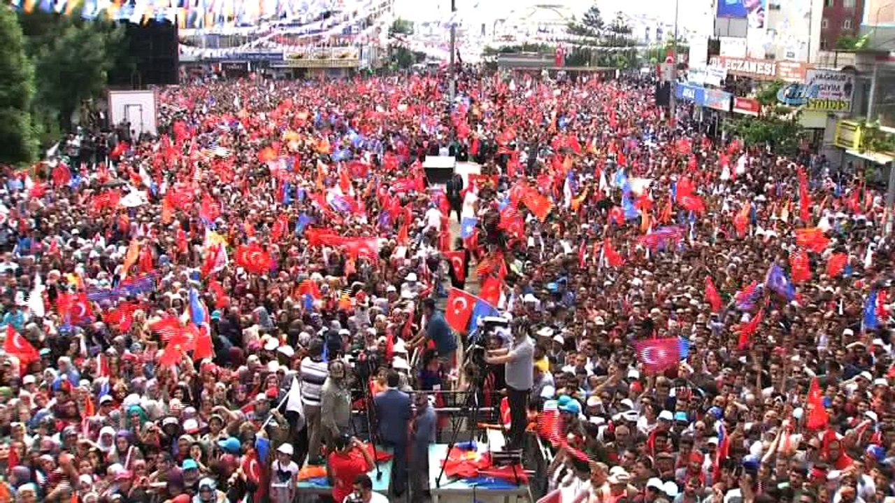 Cumhurbaşkanı Erdoğan: 'Perşembe akşamı ATV-A HABER ortak yayınında Cumhurbaşkanlığı Hükümet Sistemini anlatacağım'