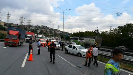 TIR, 6 otomobili biçti: 3 yaralı