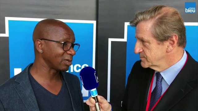 Prix Du Livre France Bleu - PAGE des libraires 2018 - Eric Revel interviewe le gagnant Wilfried N'sondé