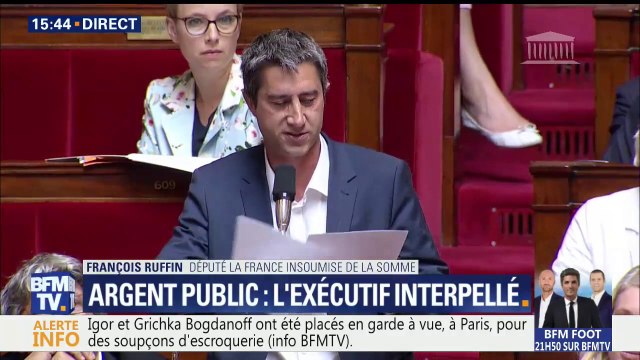 Pourvu que nos majestés de l'Elysée se restaurent en toute dignité. Ruffin raille la nouvelle vaisselle commandée par l'Elysée