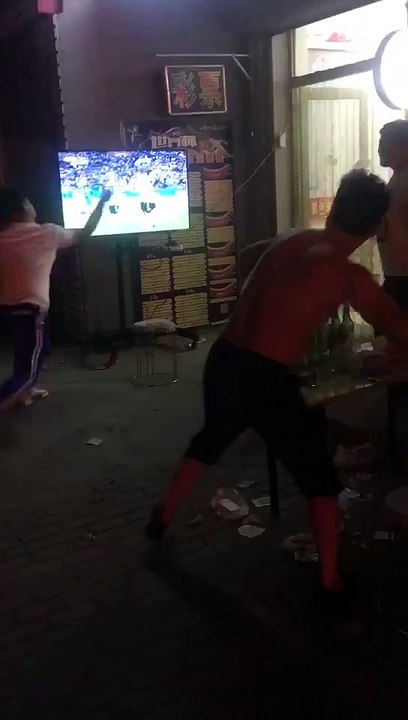 1529423686463 bottles throw towards tv
