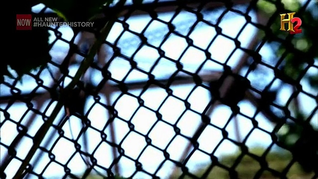 Haunted History S01E06 The Torso Murders