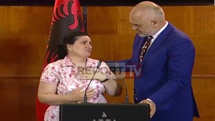 'Kam dy vite që të dëgjoj nga krevati', gruaja e sëmurë qan para Ramës: S’më besohet që jam këtu