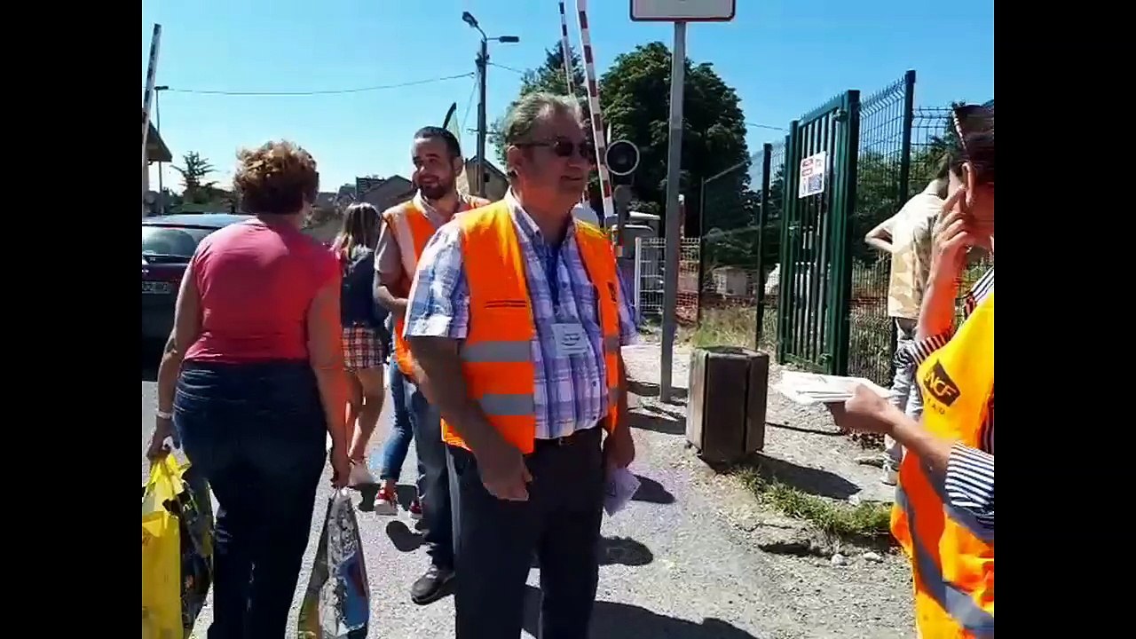 Train passage à niveau
