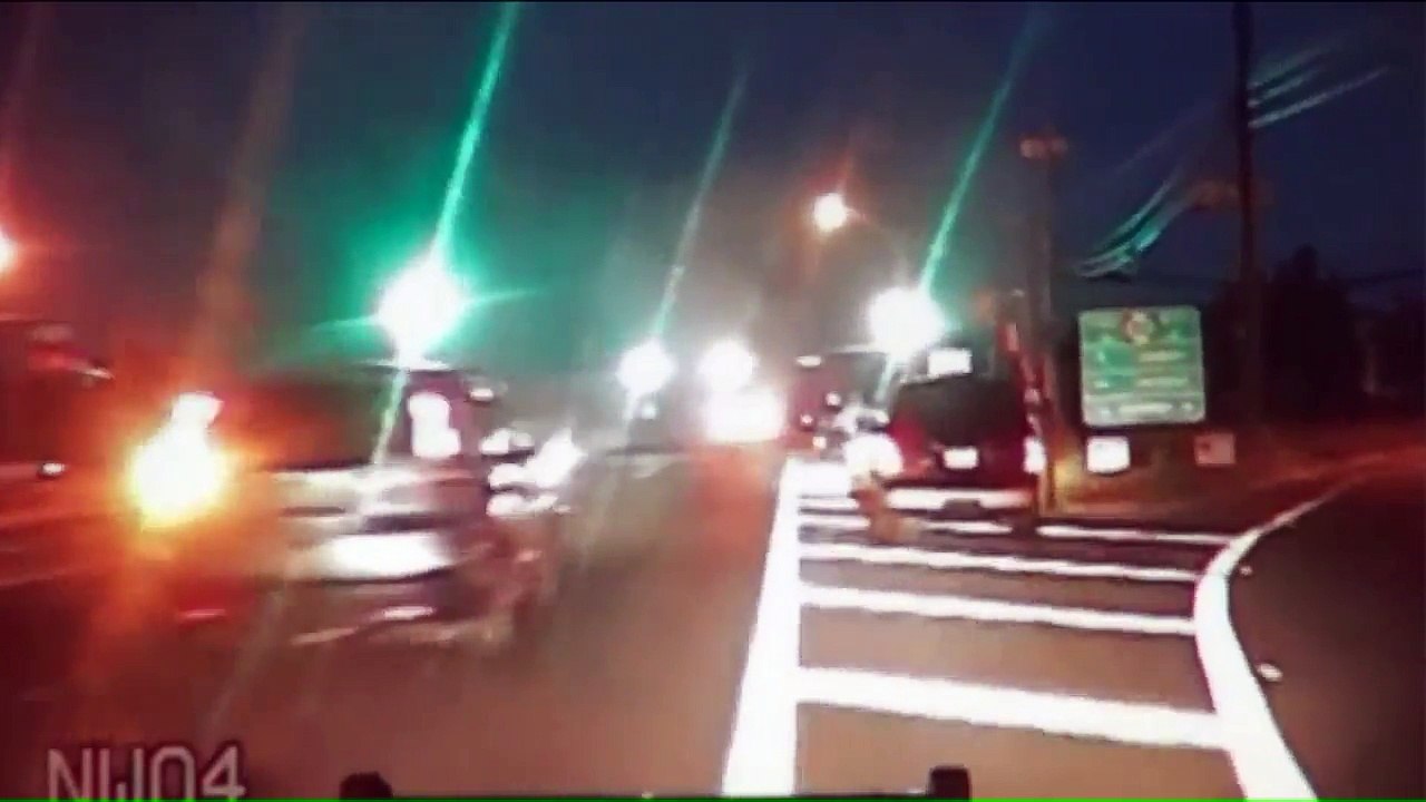 Off-Duty Correction Officer Rescues Woman Minutes Before Car Explodes