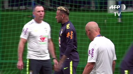 Mondial-2018: Neymar rattrapé par la douleur à l'entraînement