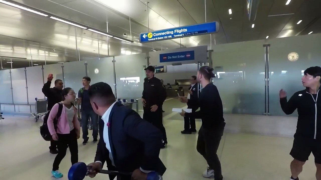 Zlatan Ibrahimovic Saves The Paparazzi From Stepping In Vomit At LAX Airport!