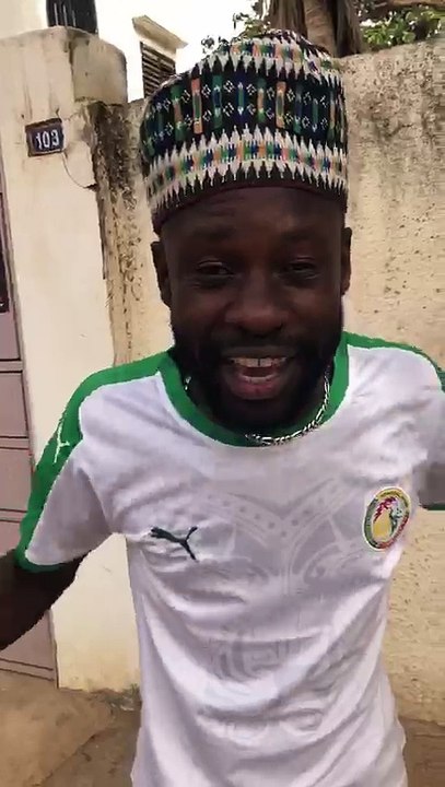 Reaction du  comedien Tapha Touré apres la victoire du Senegal
