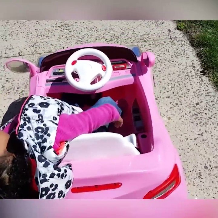Kids can sleep anywhere - I BAMBINI DORMONO DA PERTUTTO