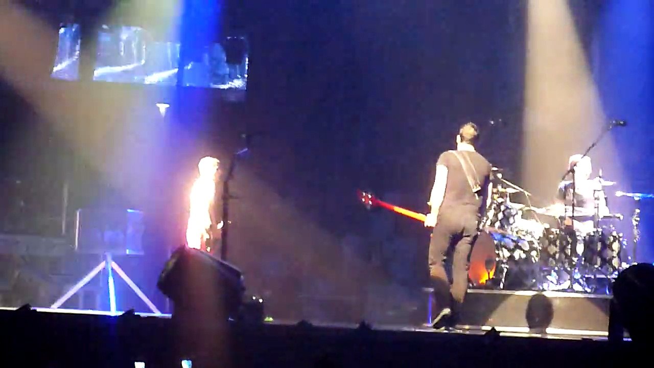 Muse - Map of the Problematique, Stade Couvert Regional, Lievin, France  10/31/2009