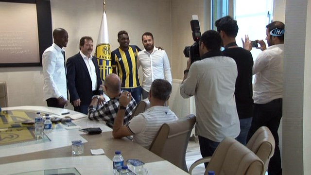 Bifouma'dan Ankaragücü'ne 3 yıllık imza