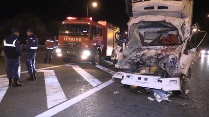 Hurdaya Dönen Kamyondan Sağ Çıktı