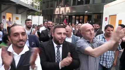 Avrupa'da oy verme işlemi sona erdi - BERLİN