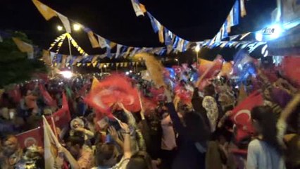 Adalet Bakanı Gül" Apoletini Sökmek İstediğin Mehmetçiğimiz Gidiyor Kandil'e, Sıkıysa Gel Apoletini...