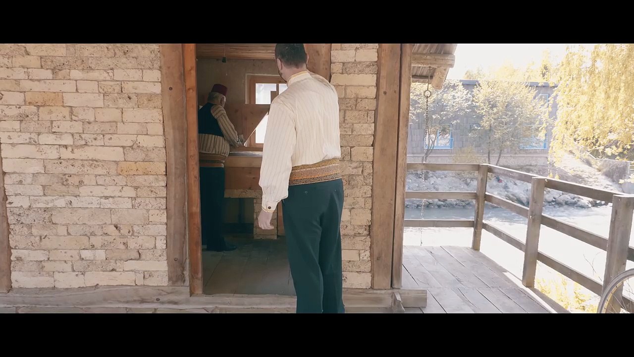 Amra Halebic - Za sve kasno je (Official Video)